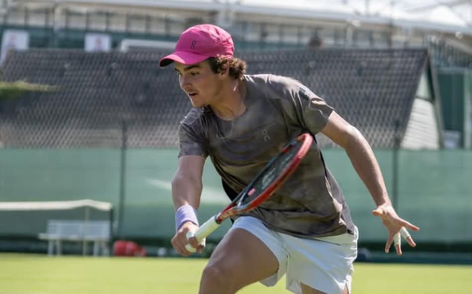 João Fonseca em treino em Halle (Foto: breakpoint_images)