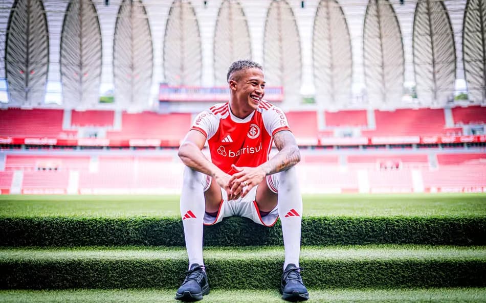 Vitinho, atacante do Internacional