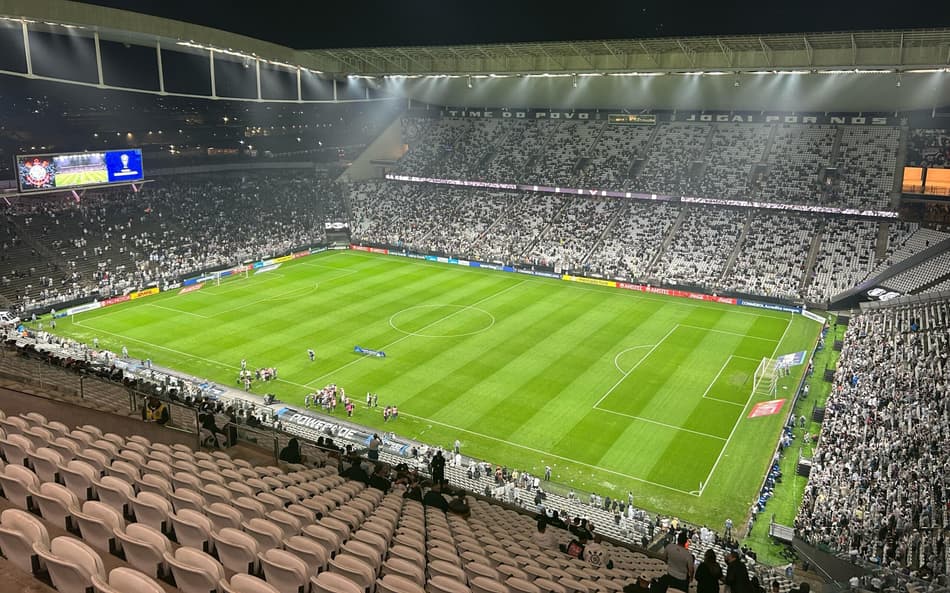 Neo Química Arena recebe Corinthians x Racing-URU