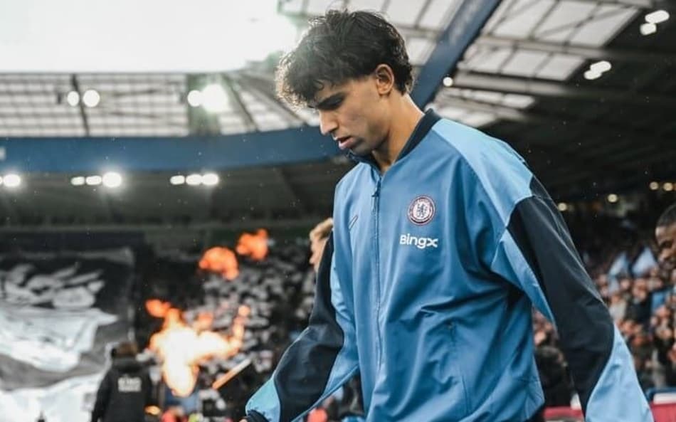 João Félix entra em campo pelo Chelsea (Foto: Reprodução)