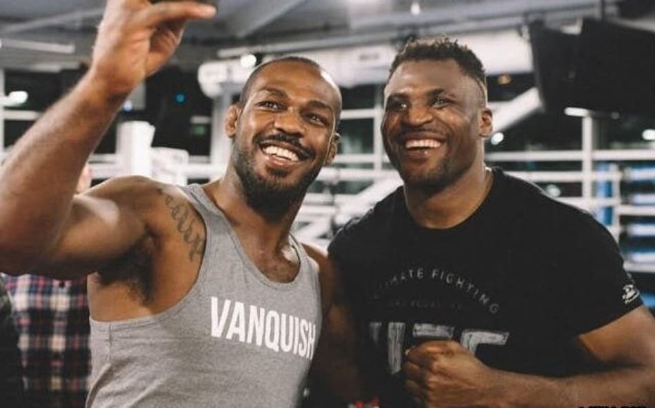 Jon Jones prevê possível retorno de Ngannou ao UFC; saiba como
