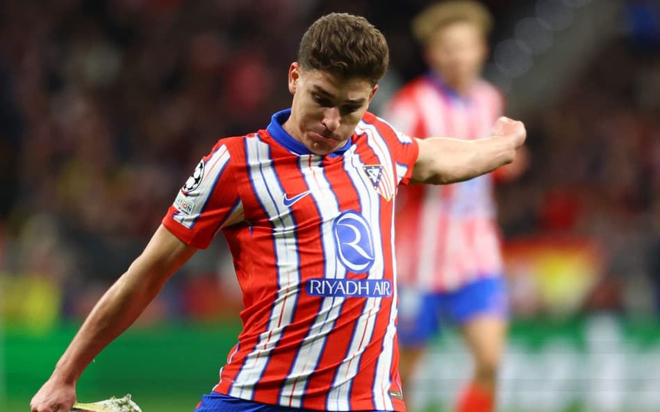 Julián Alvarez em partida do Atlético de Madrid pela Champions League