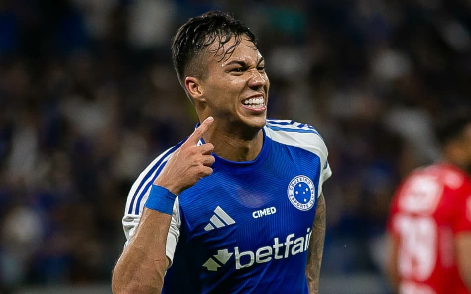 Kaio Jorge comemora gol no jogo do Cruzeiro contra o Vila Nova