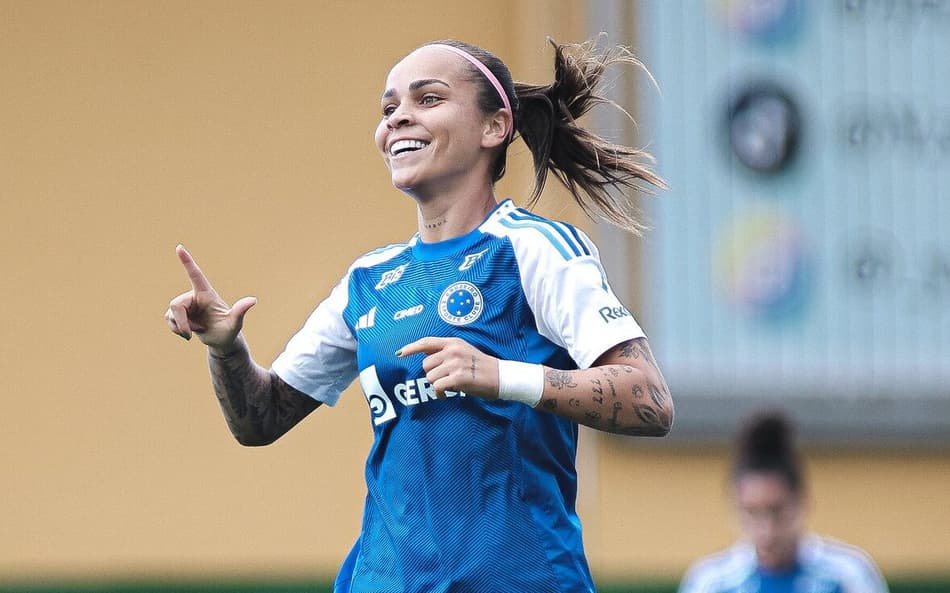 Centroavante do Cruzeiro, Letícia Ferreira pode ser novidade na lista de Arthur Elias. (Foto: Gustavo Martins/ Cruzeiro)