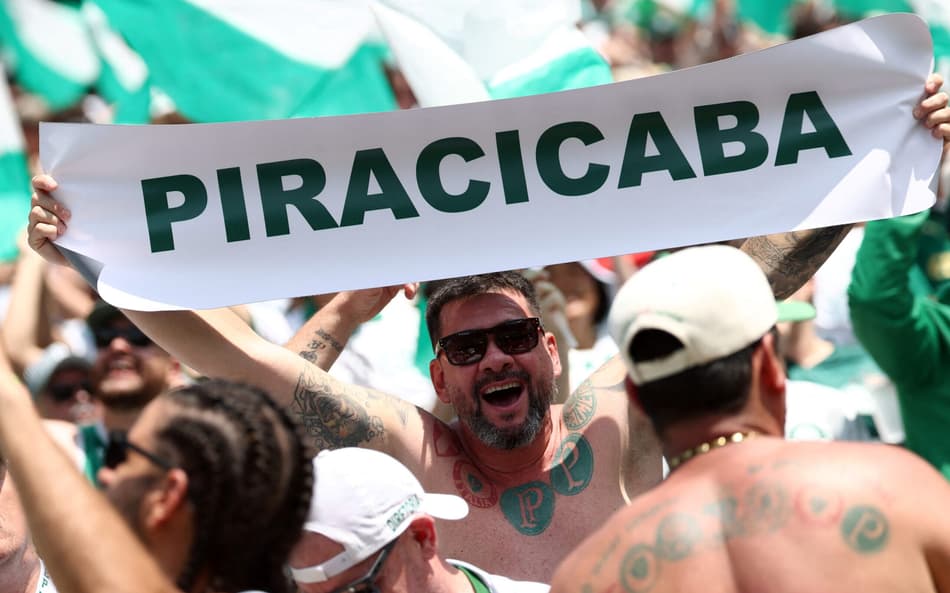 Torcedores brasileiros estão entre os que mais dão clima de Copa ao Mundial de Clubes