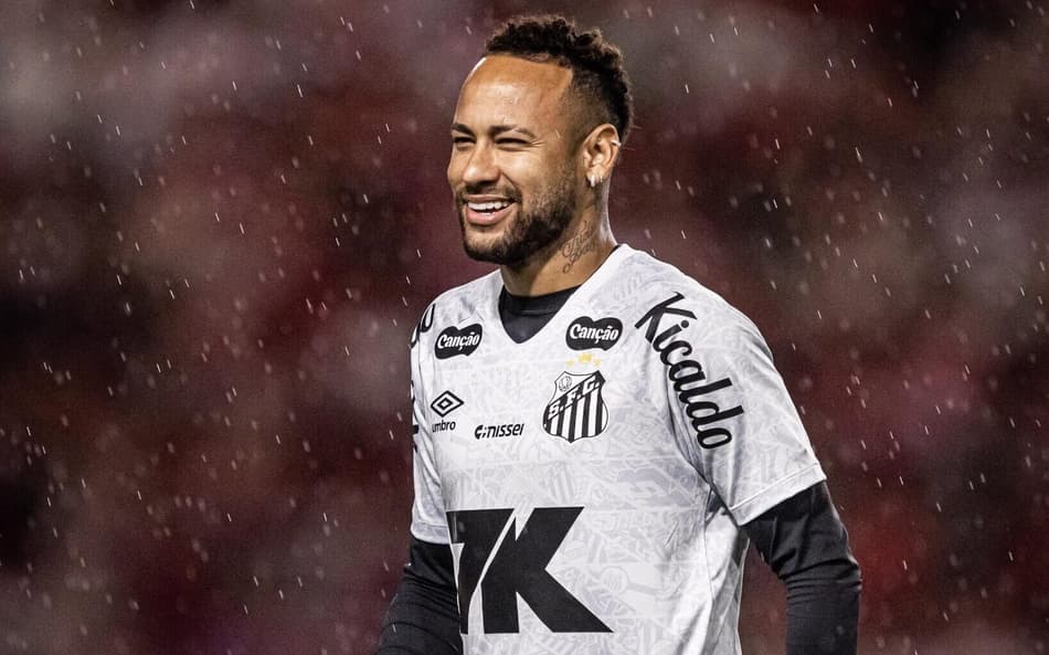 Neymar no aquecimento para o jogo contra o CRB