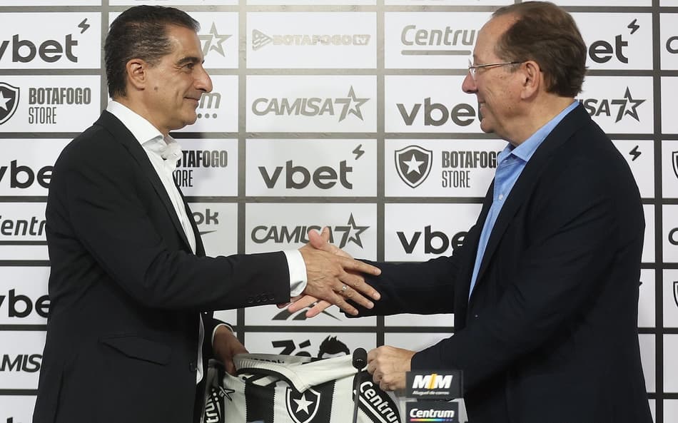 Renato Paiva, técnico, e John Textor, dono da SAF do Botafogo (Foto: Vitor Silva/Botafogo)