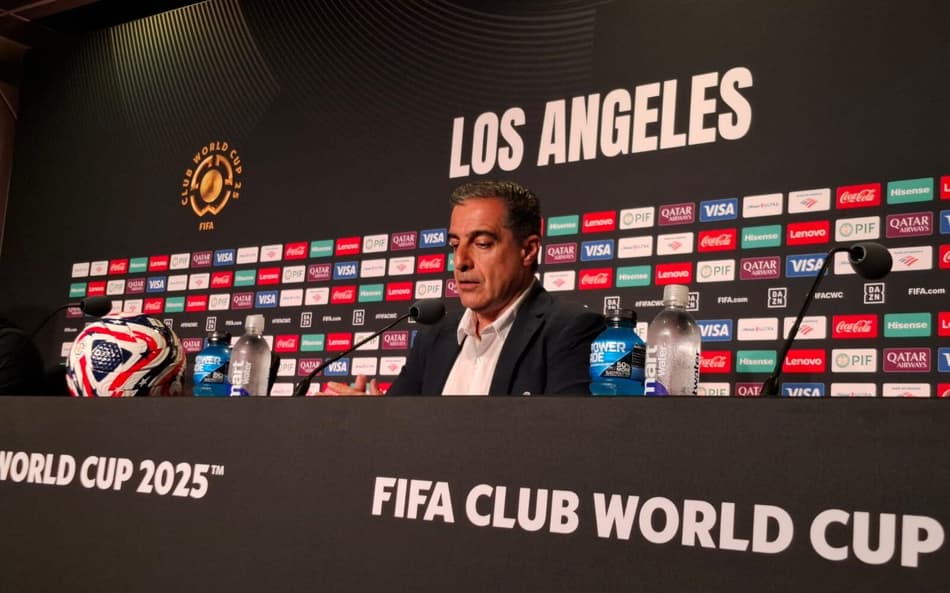 Renato Paiva diz que Botafogo terá desafio diferente diante do Atlético de Madrid