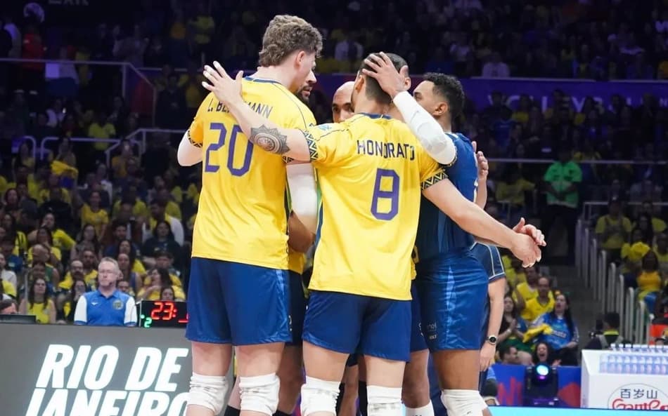 Brasil enfrentou a Ucrânia, neste sábado (14), pela VNL (Foto: Divulgação/CBV)