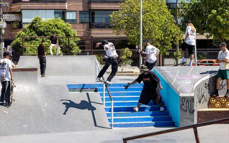 Atletas de skate treinando para Pan-Americano Junior (Foto: Julio Detefon / CBSk)