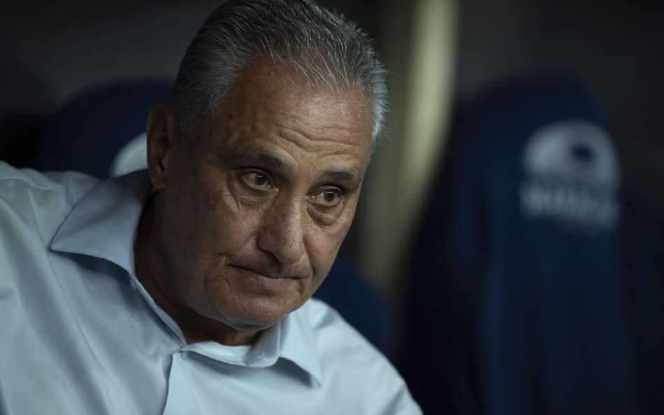Tite não é mais o técnico do Flamengo (Foto: Jorge Rodrigues/AGIF)