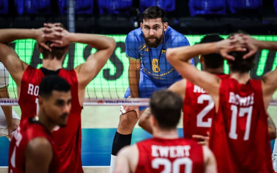 Estados Unidos e Ucrânia na VNL Masculina disputada no Maracanãzinho (Foto: Divulgação / VNL)