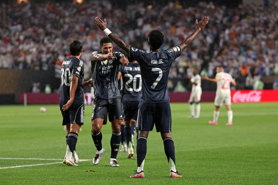 Vini Jr comemora após marcar gol no Mundial