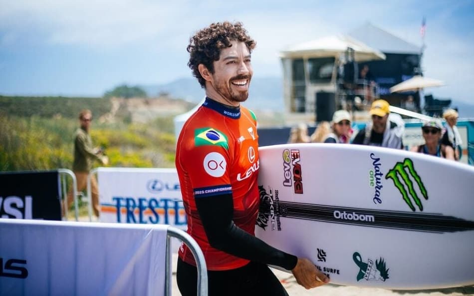 WSL: Yago Dora vira no último minuto e vai à semifinal de Trestles