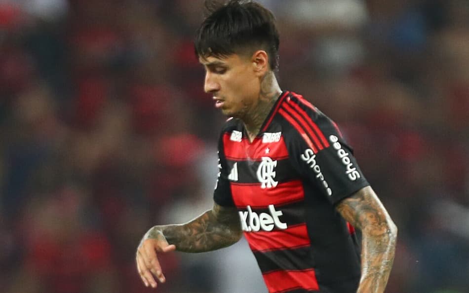 Erick Pulgar durante partida do Campeonato Carioca (Foto: Paula Reis/Flamengo)