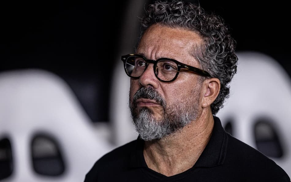 Cleber Xavier e elenco do Santos estão em recesso (Foto: Raul Baretta/ Santos FC)