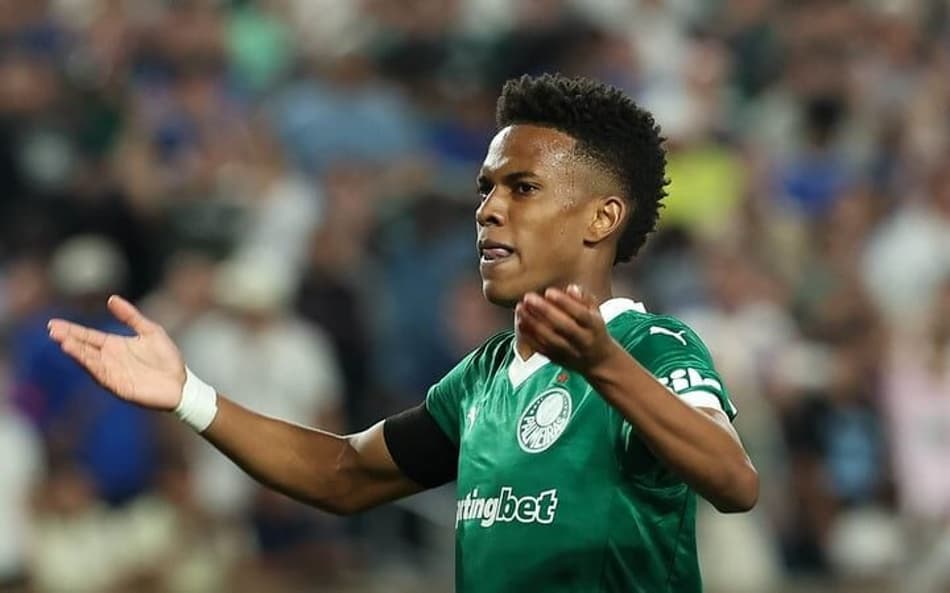 Estêvão. atacante do Palmeiras
