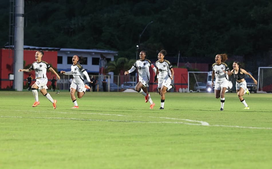 Atlético-MG vence o Vitória nos pênaltis e garante acesso no Brasileirão Feminino