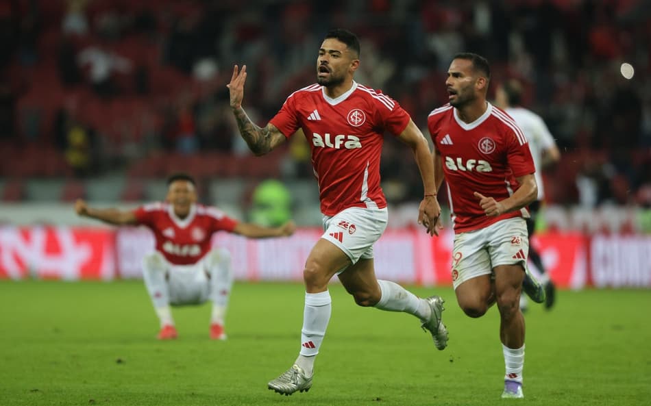 Bruno Tabata, meia do Internacional
