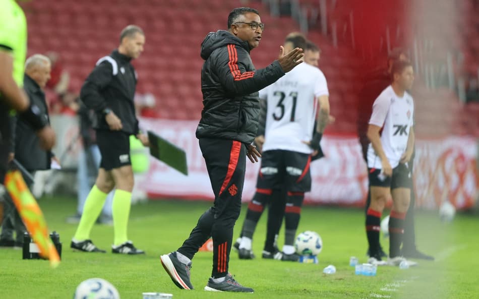 Roger Machado, técnico do Internacional