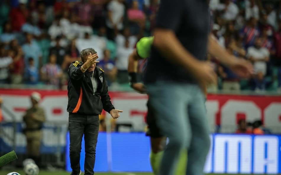 Cuca em Atlético x Bahia (Foto: Pedro Souza / Atlético)