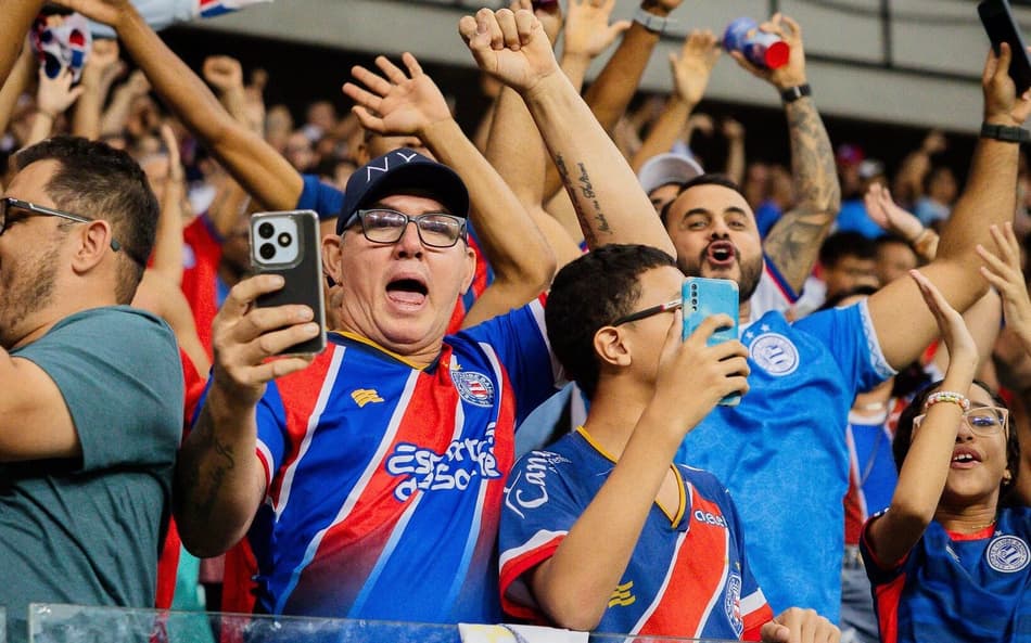 Torcida do Bahia comemora vitória contra o Atlético-MG (Foto: Letícia Martins / EC Bahia)