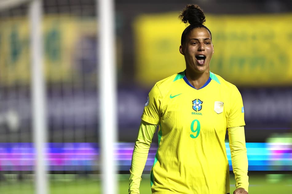 Amanda Gutierres comemora gol do Brasil diante da Venezuela. (Foto: Lívia Villas Boas/ CBF)