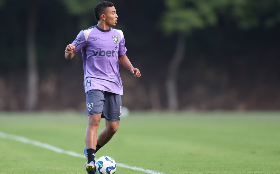 Jordan Barrera em treino do Botafogo no CT Lonier (Foto: Vítor Silva/Botafogo)