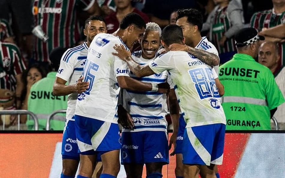 Jogadores do Cruzeiro comemoram gol no Maracanã (Foto: Rodrigo Ferreira/Cruzeiro)