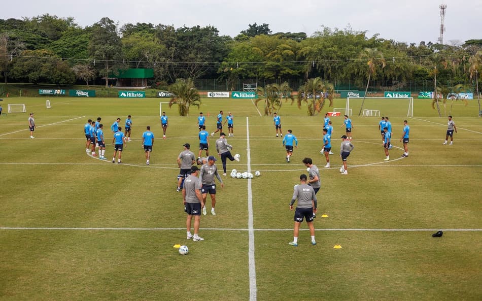 Jogadores do Bahia treinam no CT do Deportivo Cali (Foto: Rafael Rodrigues / EC Bahia)