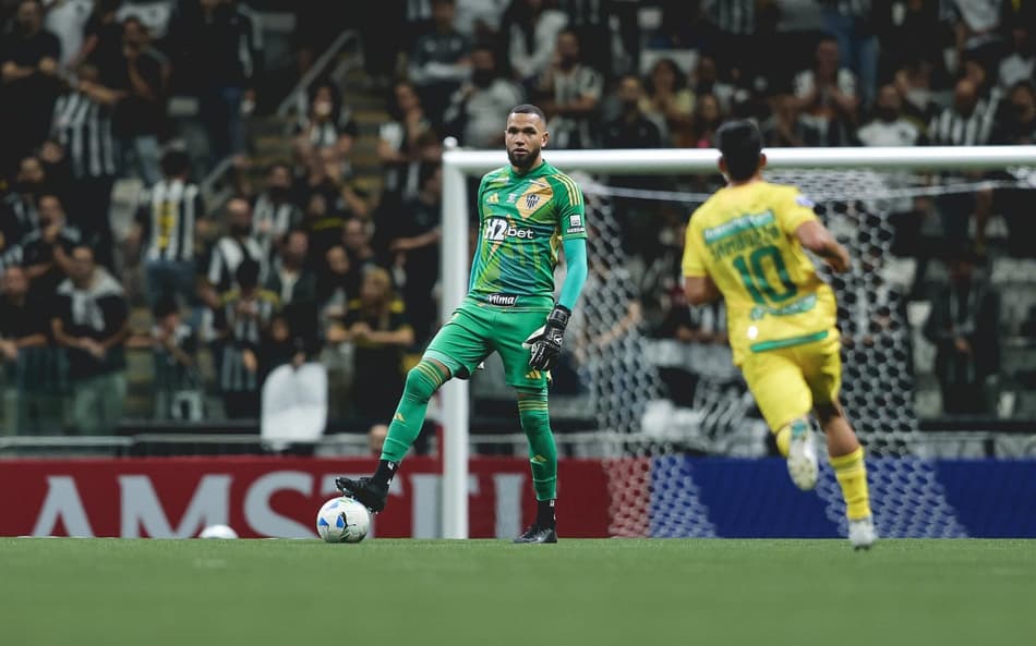 Everson em Atlético x Bucaramanga (Foto: Pedro Souza / Atlético)