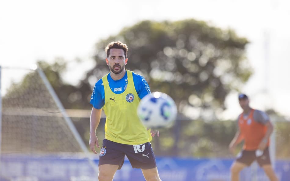 Everton Ribeiro em treino do Bahia (Foto: Letícia Martins / EC Bahia)