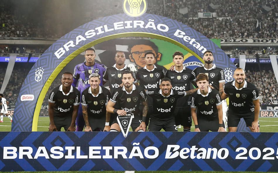 Botafogo ficou apenas no empate com o Corinthians no Nilton Santos (Foto: Vítor Silva/Botafogo)