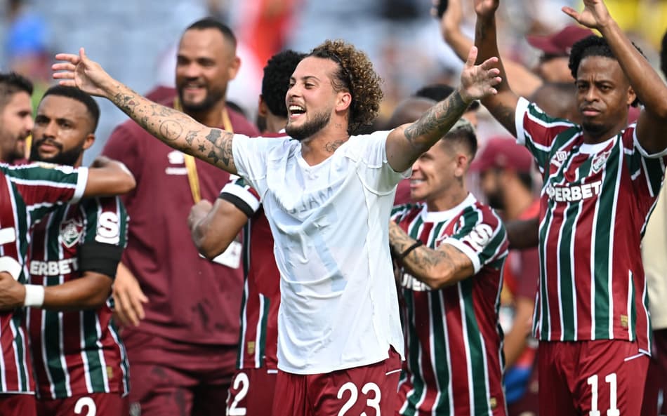 Guga celebra vitória do Fluminense sobre o Al-Hilal