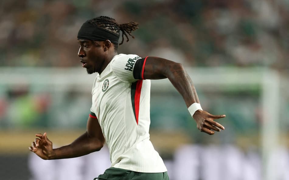 Madueke em ação contra o Palmeiras (Foto: Dan Mullan / GETTY IMAGES NORTH AMERICA / Getty Images via AFP)