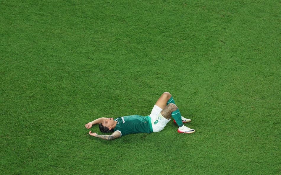 Richard Ríos após a eliminação do Palmeiras no Mundial (Foto: CHARLY TRIBALLEAU / AFP)