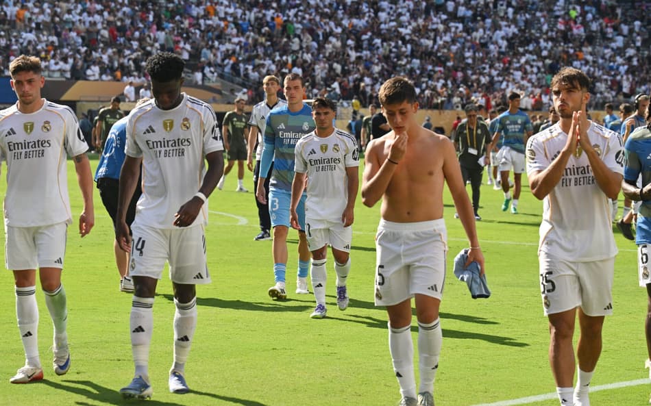 Jogadores do Real Madrid lamentam derrota para o PSG