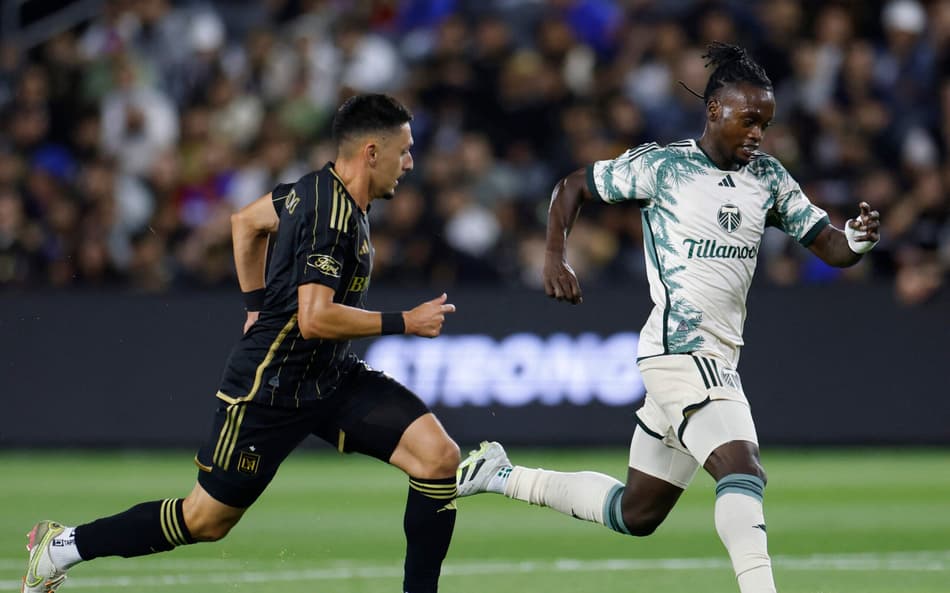 Fluminense apresentou oferta inicial de 4 milhões de dólares por Santi Moreno (Foto: Harry How / Getty Images North America / Getty Images via AFP)