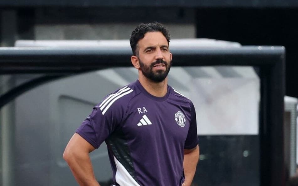 Ruben Amorim no amistoso entre Manchester United e West Ham (Foto: Vincent Carchietta / GETTY IMAGES NORTH AMERICA / Getty Images via AFP)