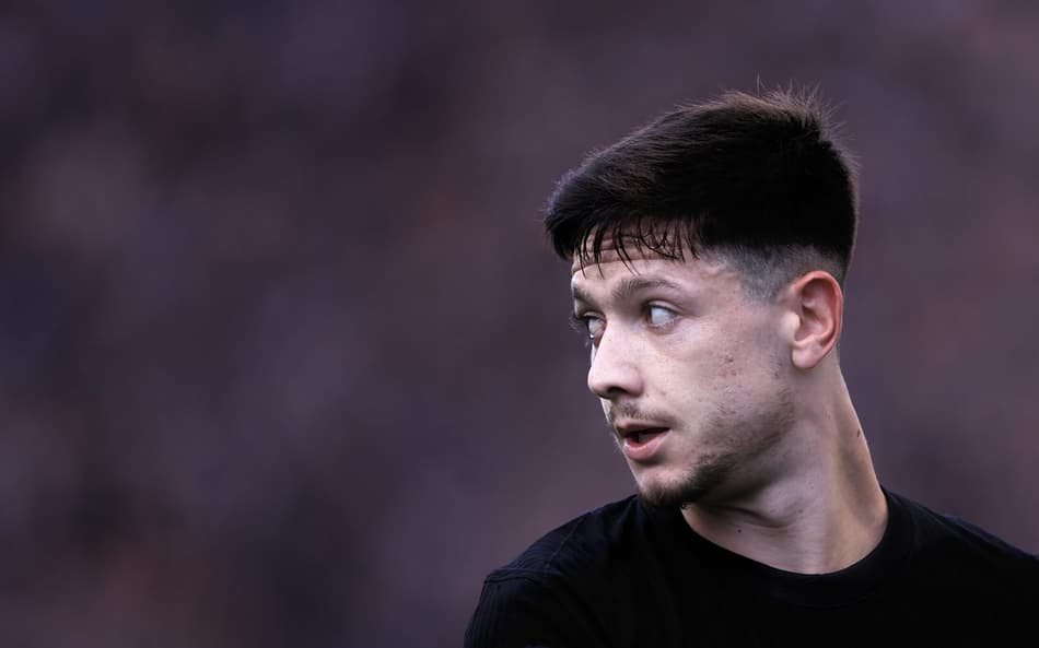 Rodrigo Garro, meia do Corinthians (Foto: Marcello Zambrana/AGIF)