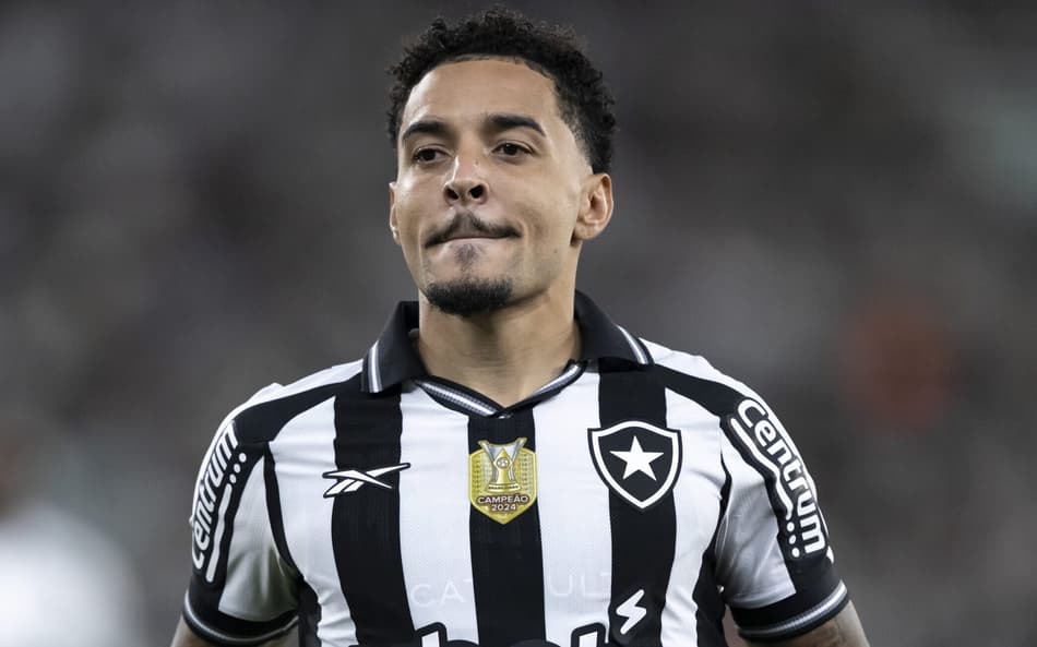 Gregore em campo pelo Botafogo
