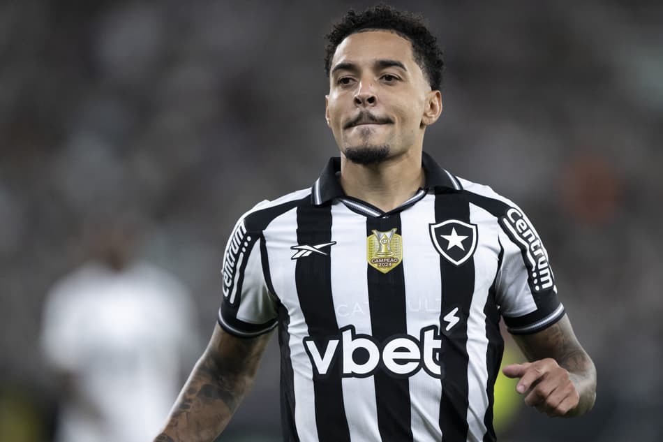 Gregore em campo pelo Botafogo