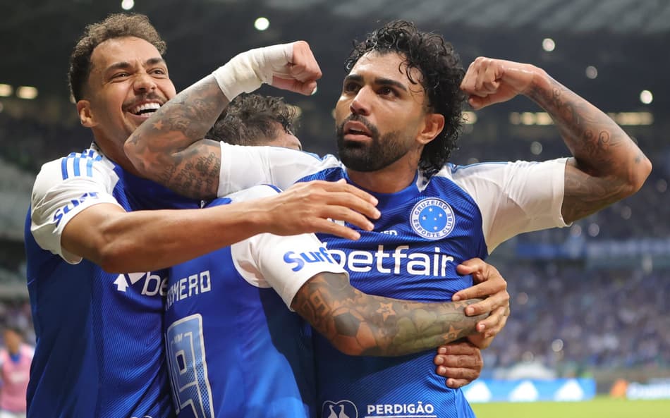 Gabigol comemora gol do Cruzeiro contra o Juventude no Mineirão (Foto: Gilson Lobo/AGIF)