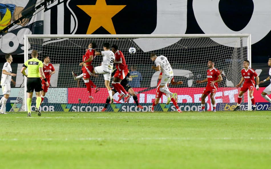 Santos x Internacional - Campeonato Brasileiro