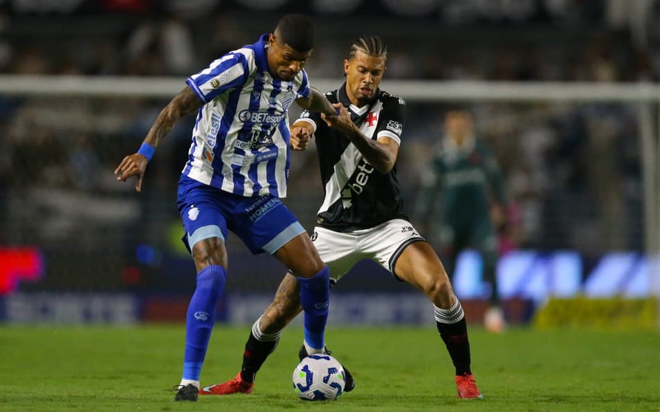 CSA x Vasco - João Victor