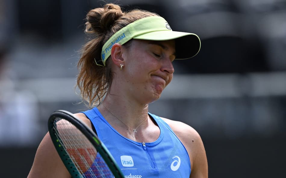 Bia Haddad enfrenta a ucraniana Elina Svitolina em Bad Homburg (foto: Kirill KUDRYAVTSEV / AFP)