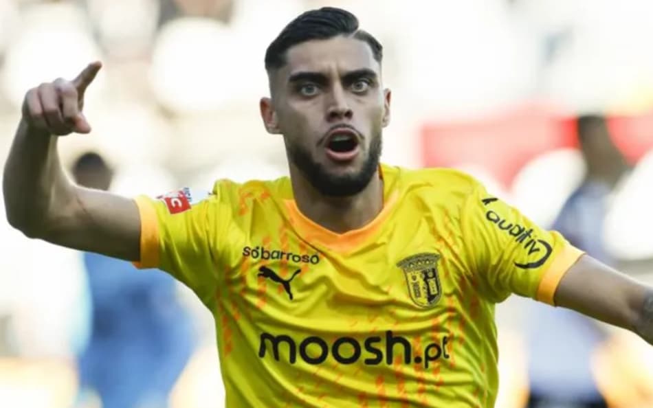 Atacante Gabri Martínez, do Braga (Foto: jornal Récord)