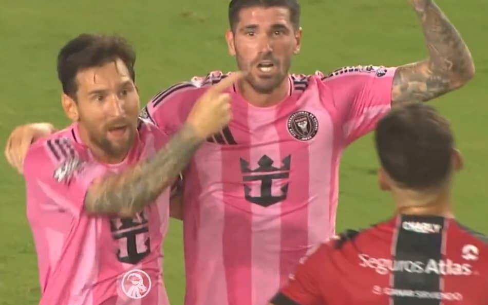 Atitude de Lionel Messi viralizou nas redes sociais (Foto: Reprodução)