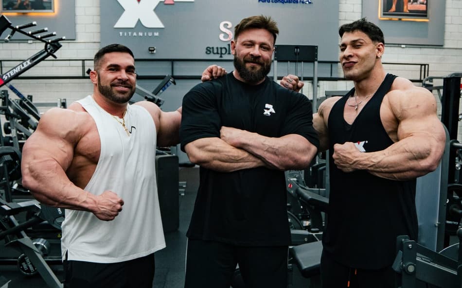 Campeão do Mr. Olympia realiza treinos no Brasil com Ramon Dino