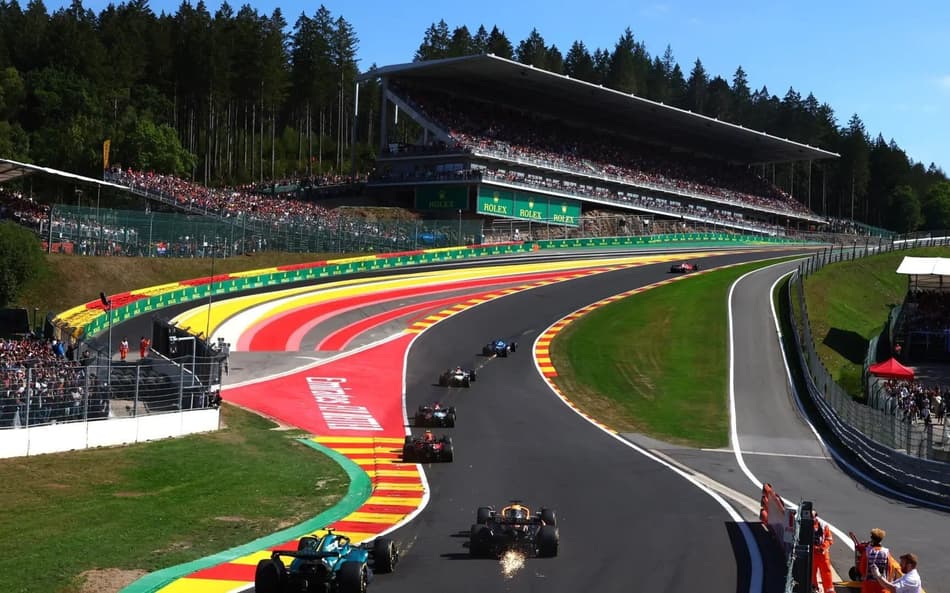 Eau Rouge